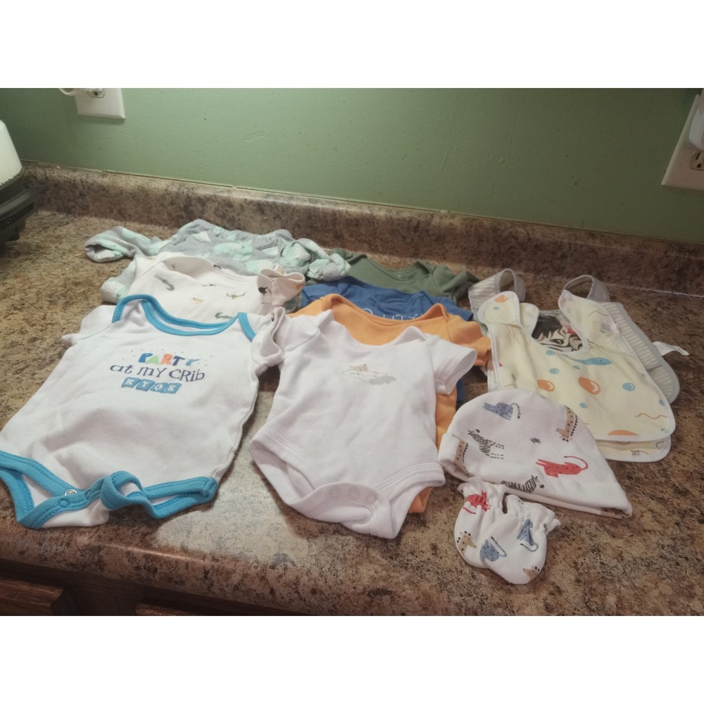 Baby Boy Mixed Lot Gerber Organi Chickpea Kidgets 0-3M 0-6M Bodysuits Pants Bibs